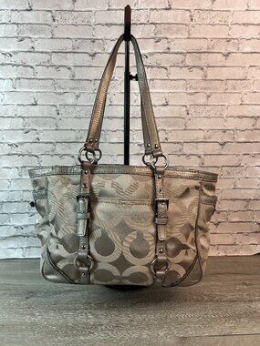 Coach 19404m Gallery Op Art Signature Sateen Tote Gray Shoulderbag